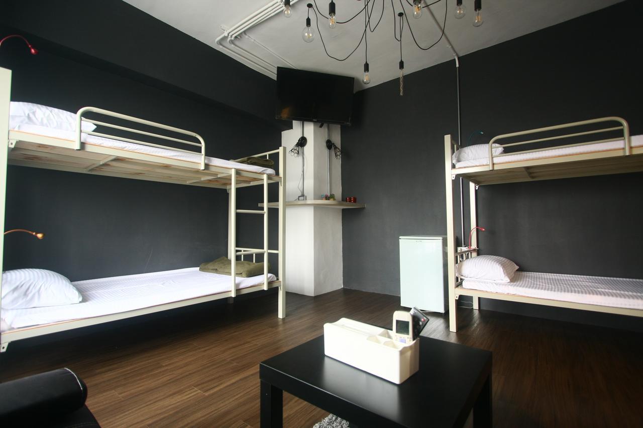 Color House Hostel Đài Trung Phòng bức ảnh